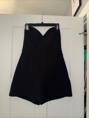 Express Strapless Black Romper with Sweetheart Neckline Sz 8